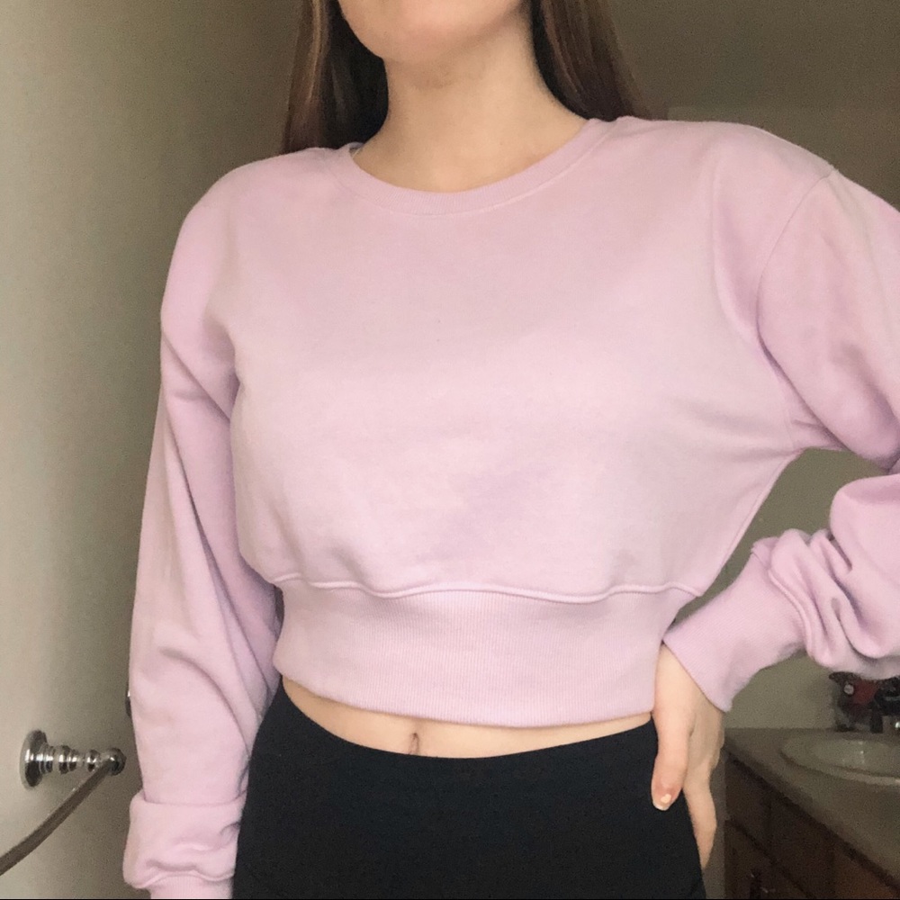 light pink long sleeve crop top